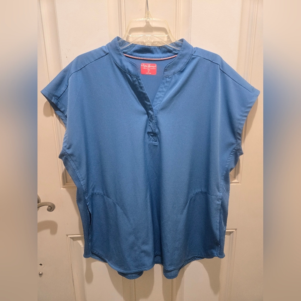 Ava Therese Teal/Blue Scrubs Size XL